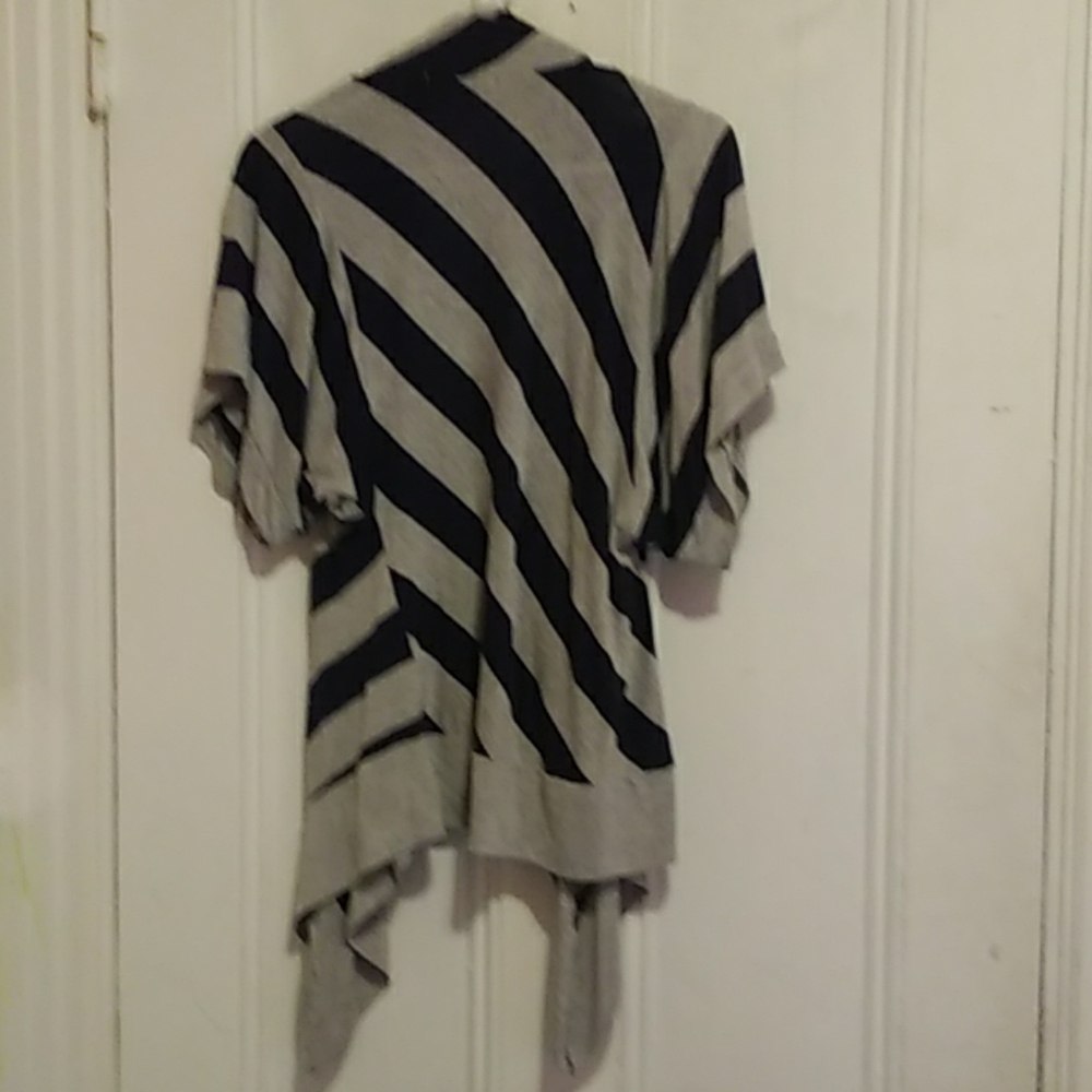 Sweater - Picture 2 of 3